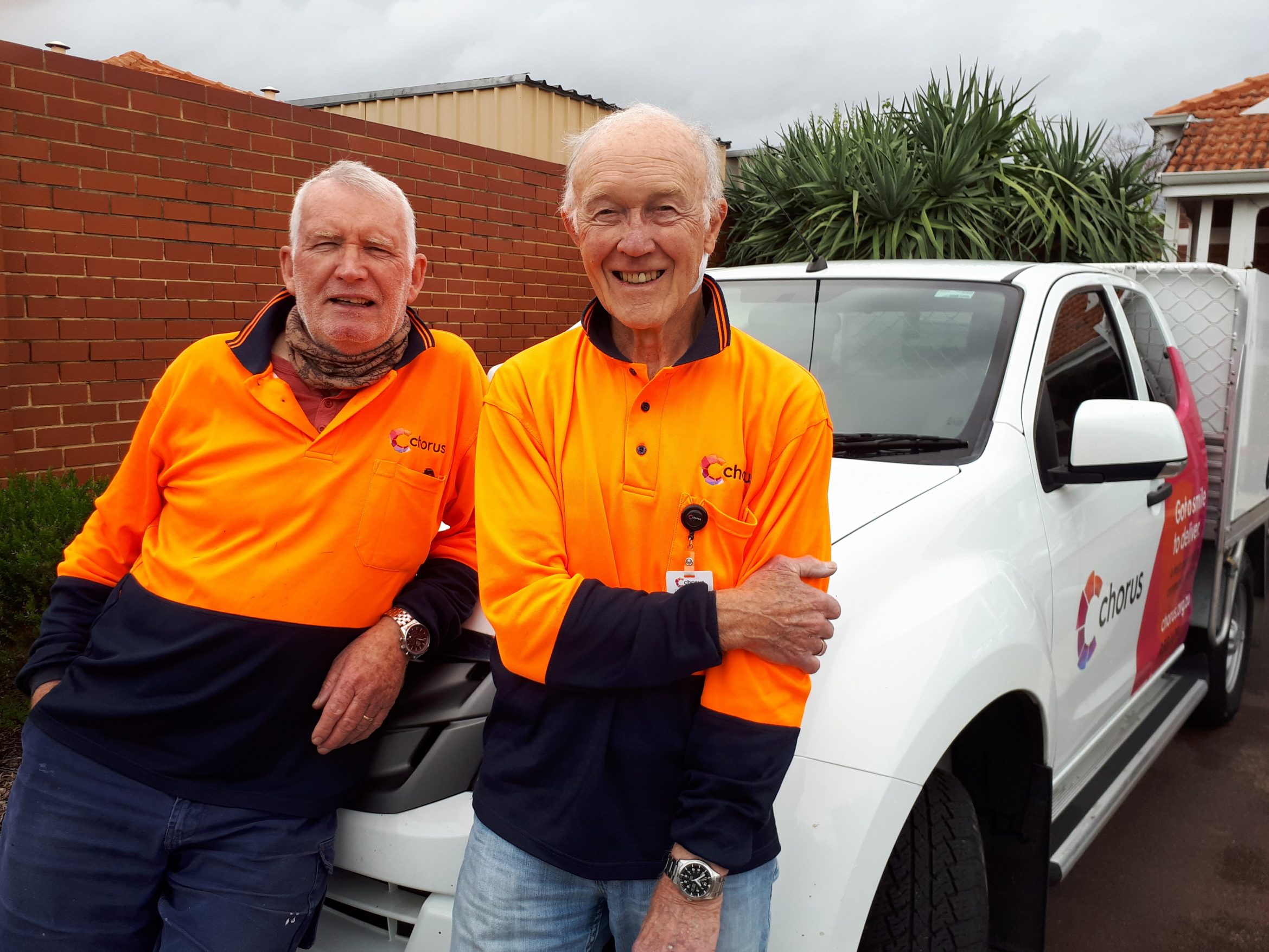 Ian (left) from Chorus North Perth Home Maintenance team with Alan